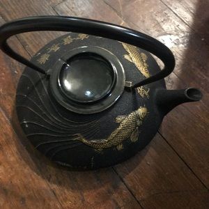 Teavana Cast iron teapot fish design collectible